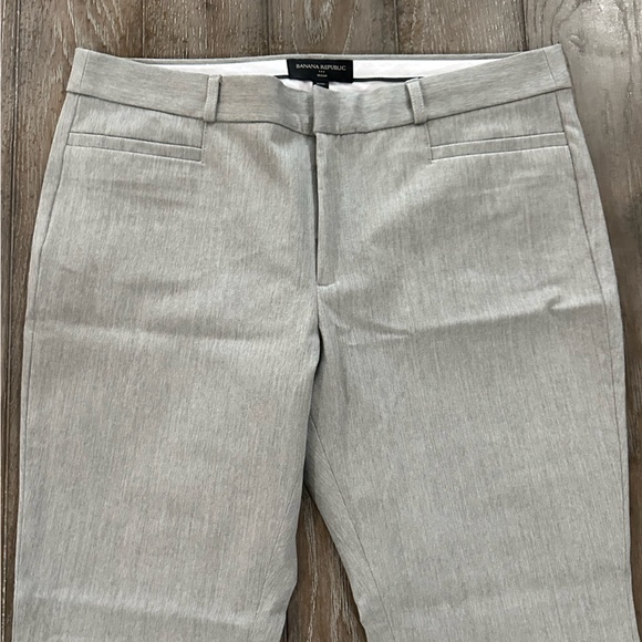 Banana Republic Light Gray Trousers - Picture 4 of 16